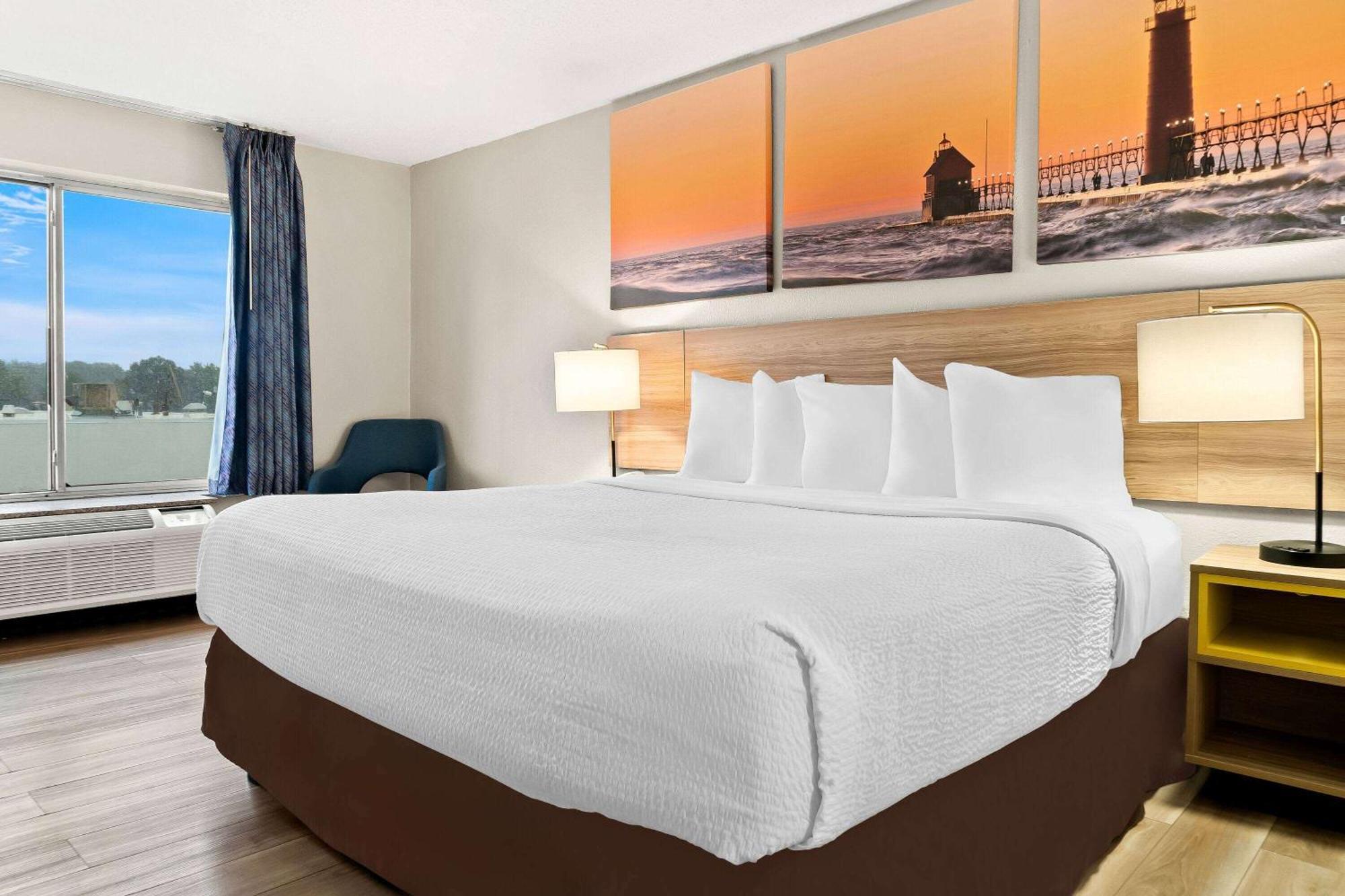Days Inn & Suites By Wyndham Warren Εξωτερικό φωτογραφία